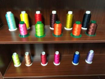 Preja iz svilene niti z visoko trdnostjo